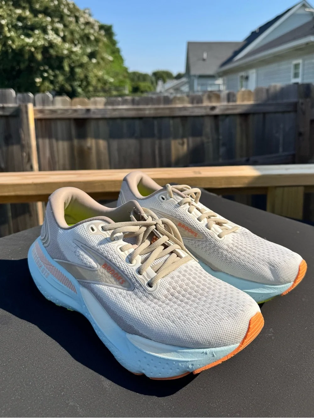 Brooks Glycerin 21 GTS Women’s Running Shoes in Coconut/Aqua/Autumn Sunset
